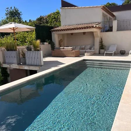 Villa Caldera *